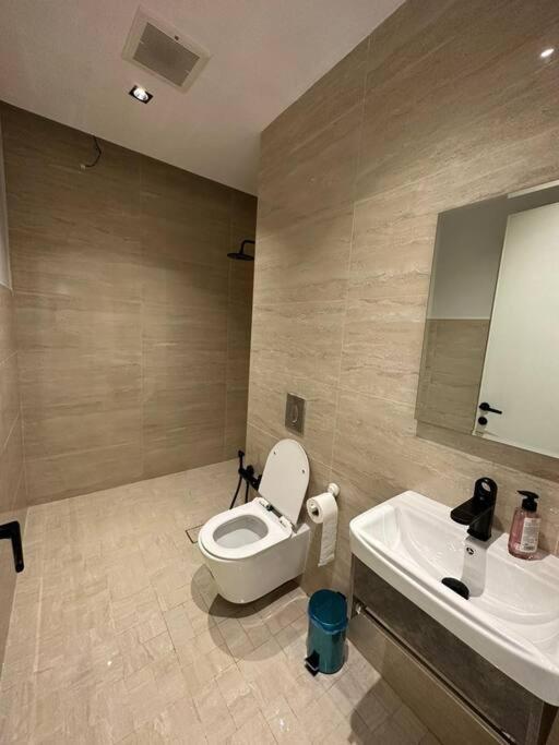 فاخرة بكمباوند بحي الملقا Luxurious Two-bedroom Compound Al Malqa District Appartement