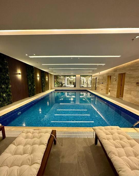فاخرة بكمباوند بحي الملقا Luxurious Two-bedroom Compound Al Malqa District * Riyad