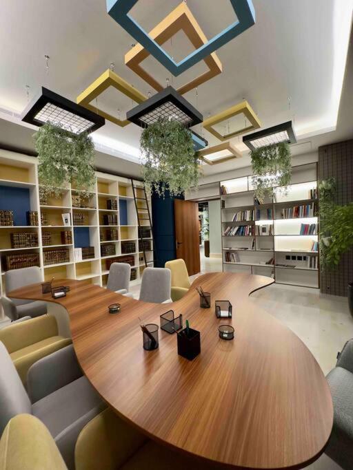 فاخرة بكمباوند بحي الملقا Luxurious Two-bedroom Compound Al Malqa District Appartement